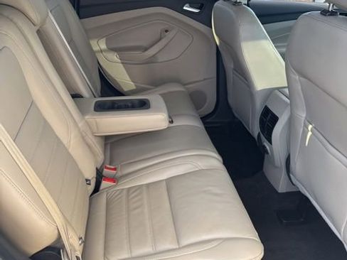 Used 2018 Ford Escape SEL AWD/4WD image 16