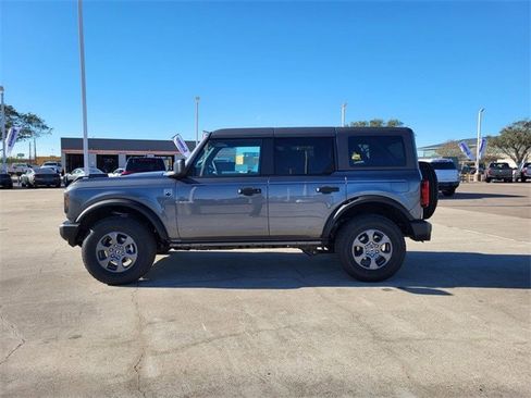 New 2025 Ford Bronco Big Bend image 2