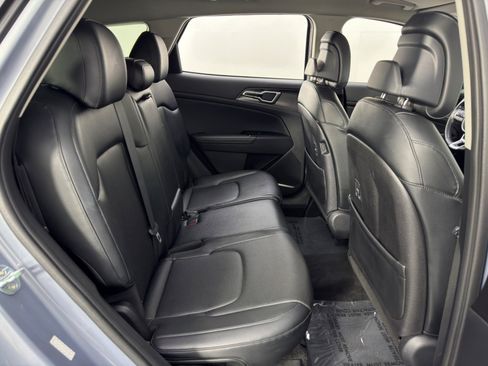 Used 2023 Kia Sportage EX image 36