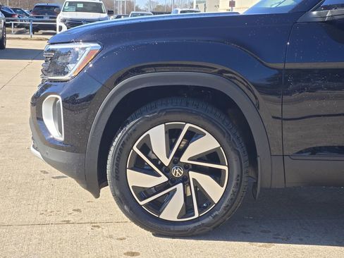 New 2026 Volkswagen Atlas SE image 5