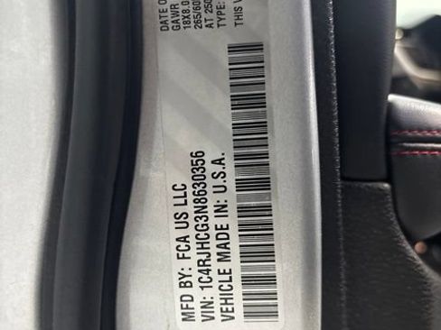 Used 2022 Jeep Grand Cherokee Trailhawk AWD/4WD image 48
