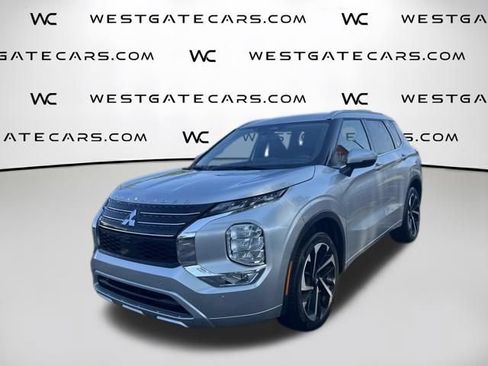 Used 2024 Mitsubishi Outlander SEL FWD image 1