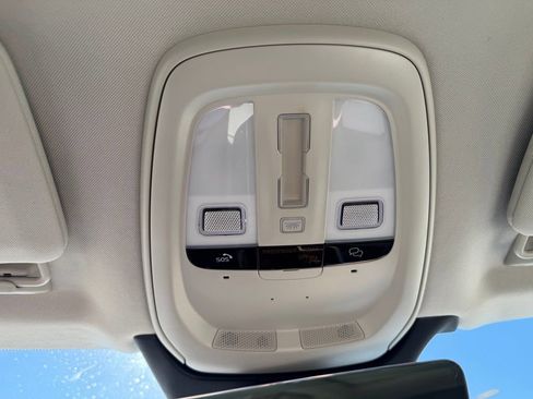 Used 2023 Volvo XC90 B5 Core w/ Protection Package image 24