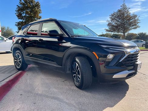 Used 2025 Chevrolet TrailBlazer LT image 5