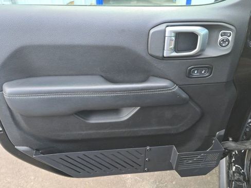 Used 2020 Jeep Gladiator Rubicon image 14