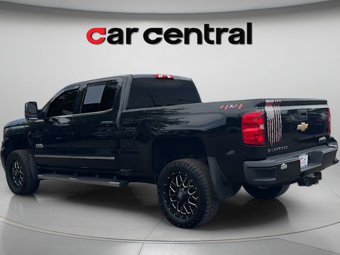 Used 2019 Chevrolet Silverado 2500 High Country w/ Duramax Plus Package AWD/4WD image 4