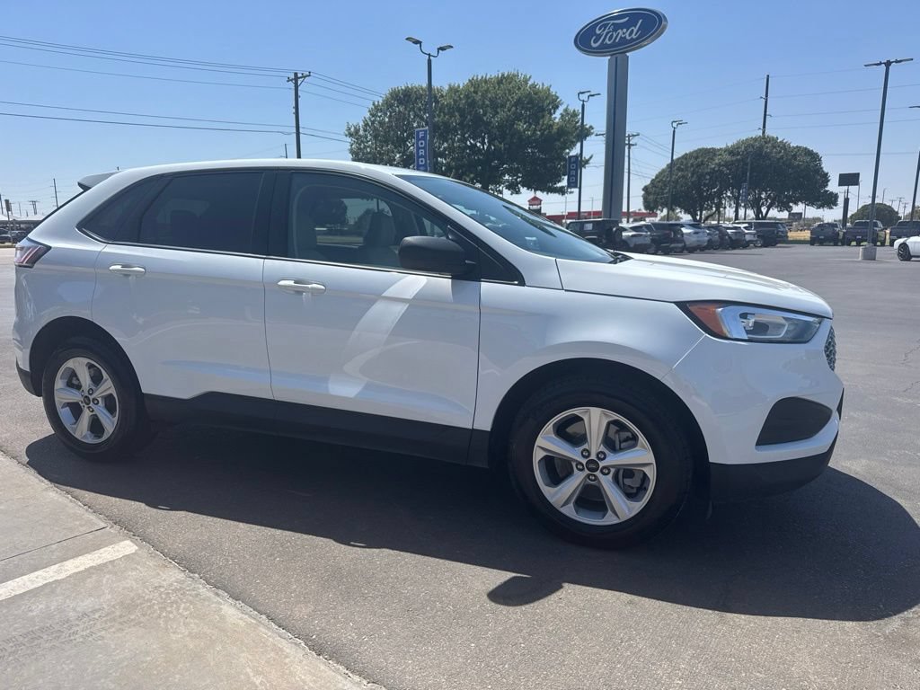 Used 2024 Ford Edge SE AWD/4WD image 7