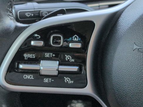 Used 2020 Mercedes-Benz GLS 450 4MATIC image 24