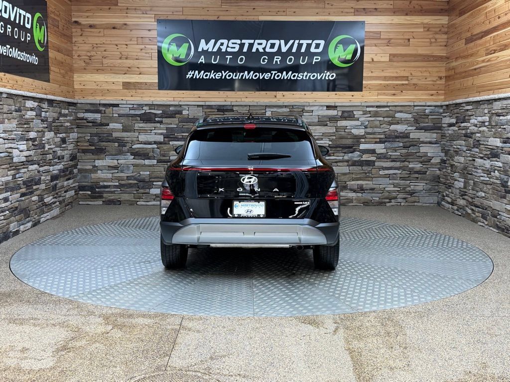 Certified 2026 Hyundai Kona SEL Premium AWD/4WD image 8