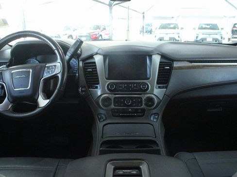 Used 2018 GMC Yukon XL Denali w/ Denali Ultimate Package image 28