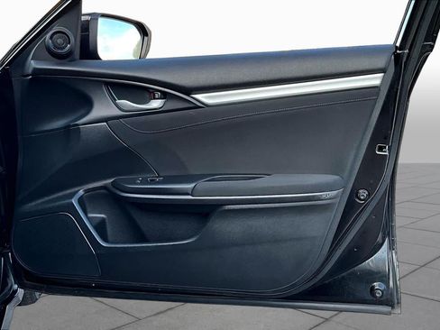 Used 2018 Honda Civic EX image 23