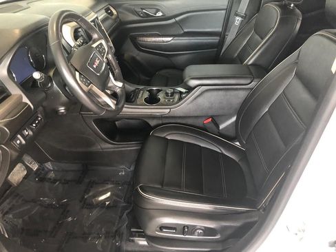 Used 2021 GMC Acadia Denali w/ Denali Ultimate Package AWD/4WD image 7