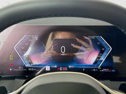 Used 2025 BMW X3 xDrive30i w/ Premium Package image 12