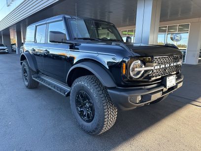 New 2026 Ford Bronco Outer Banks w/ Sasquatch Package