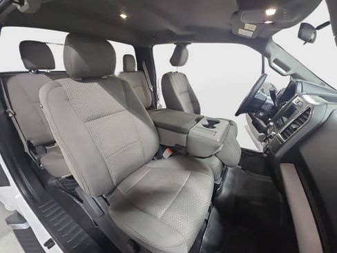 Used 2016 Ford F150 XLT w/ XTR Package AWD/4WD image 17