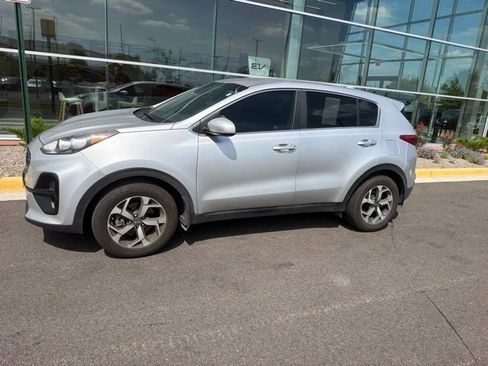 Used 2021 Kia Sportage LX FWD image 2