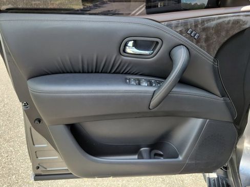 Used 2024 Nissan Armada Platinum w/ Captain's Chairs Package image 17