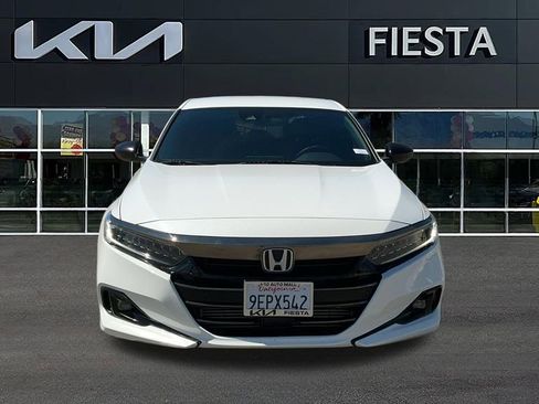 Used 2022 Honda Accord Sport image 3