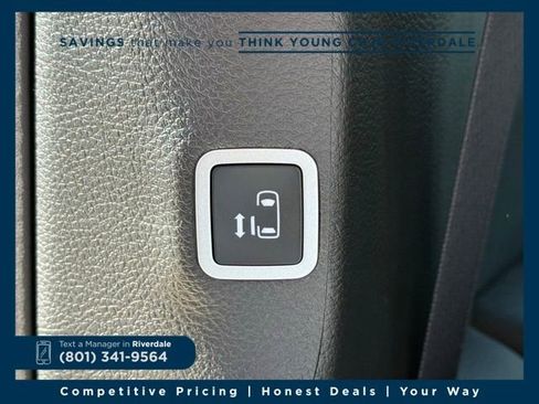 New 2026 Chrysler Pacifica Select image 25