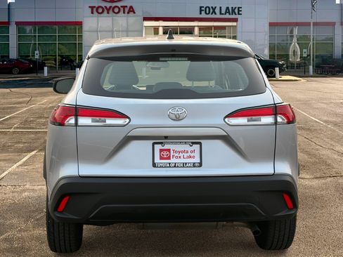 Used 2023 Toyota Corolla Cross L AWD/4WD image 4