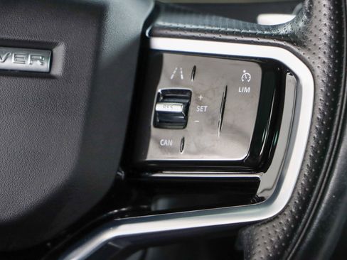 Used 2022 Land Rover Range Rover Evoque R-Dynamic S AWD/4WD image 14