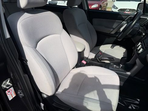 Used 2017 Subaru Forester 2.5i w/ Popular Package #2A AWD/4WD image 35