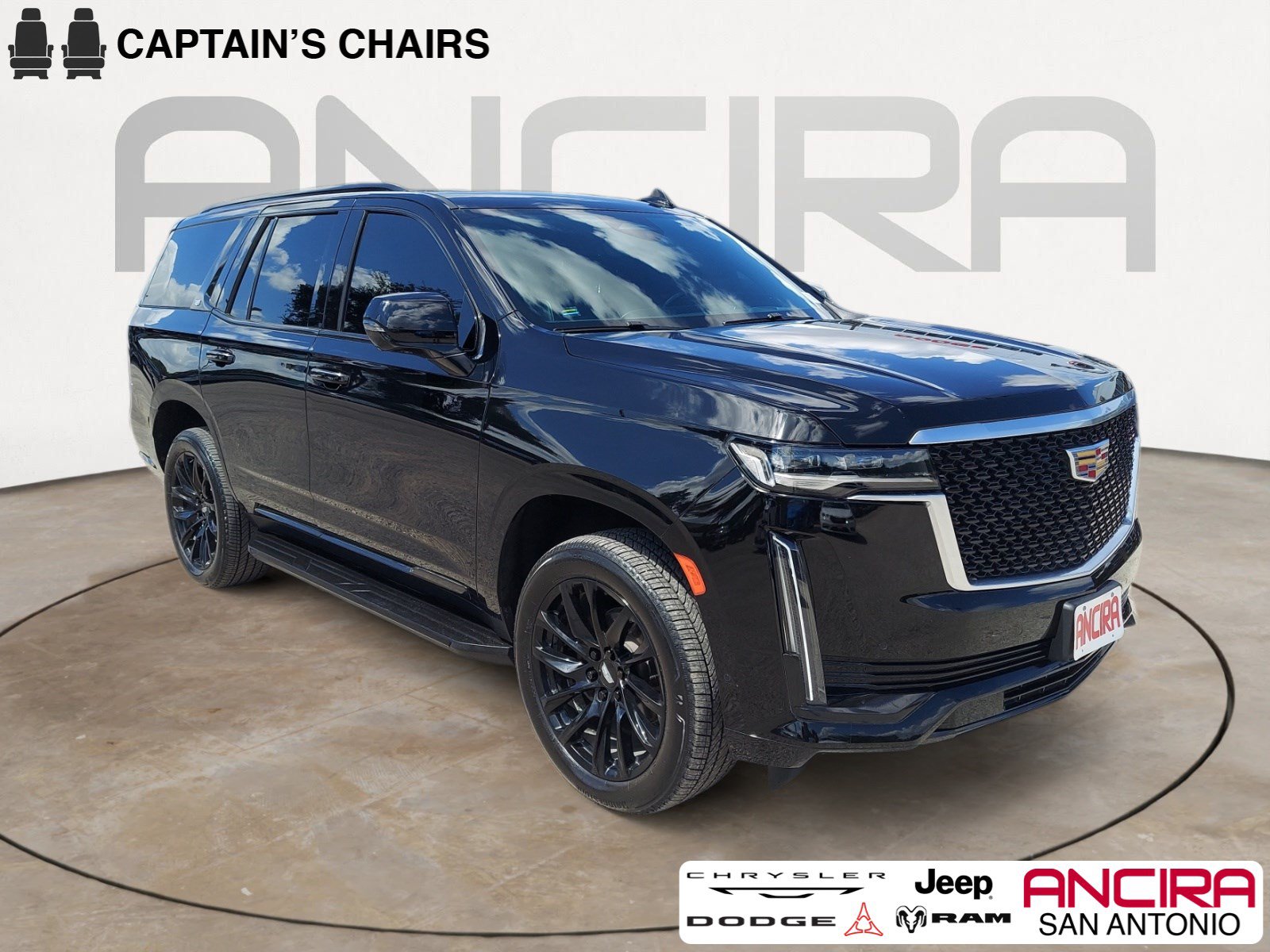 Used 2023 Cadillac Escalade Premium Luxury RWD image 1