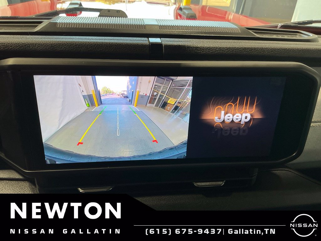 Used 2024 Jeep Wrangler Unlimited AWD/4WD image 9