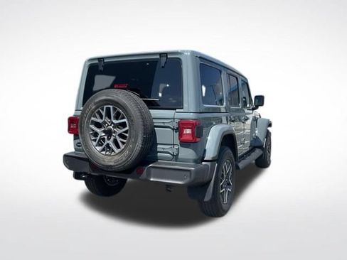 Used 2024 Jeep Wrangler Unlimited Sahara w/ Safety Group AWD/4WD image 16