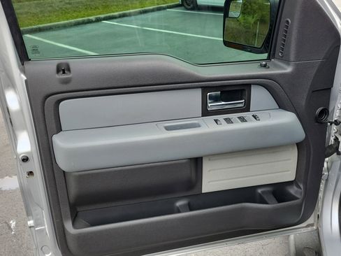 Used 2013 Ford F150 XLT w/ Luxury Equipment Group image 16