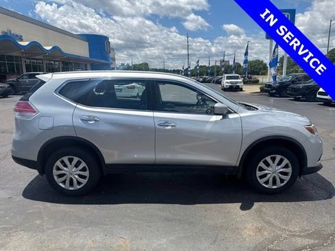Used 2015 Nissan Rogue S AWD/4WD image 4