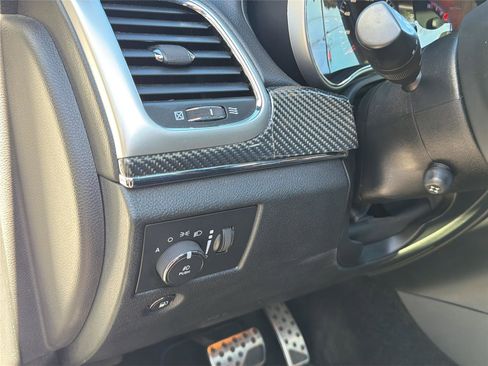 Used 2015 Jeep Grand Cherokee SRT AWD/4WD image 29