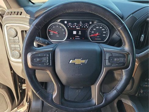 Used 2020 Chevrolet Silverado 1500 High Country w/ Technology Package image 16