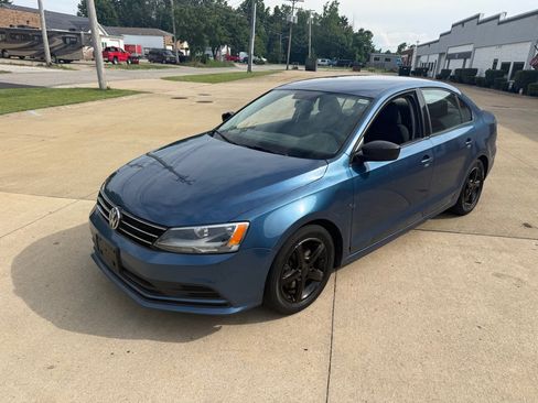 Used 2016 Volkswagen Jetta S FWD image 1