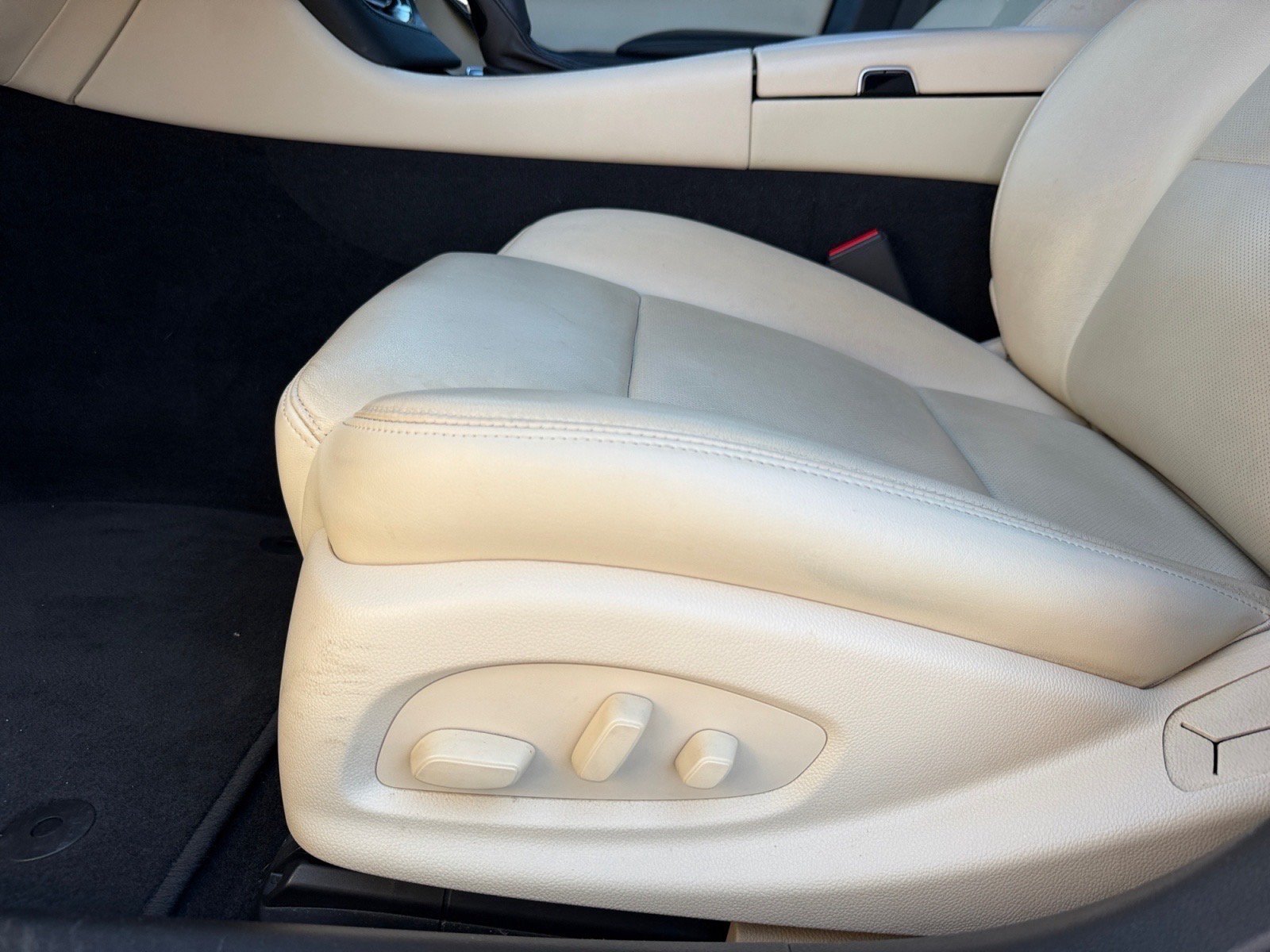 Used 2018 Cadillac CTS Luxury AWD/4WD image 11