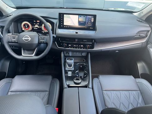 New 2026 Nissan Rogue Platinum AWD/4WD image 13