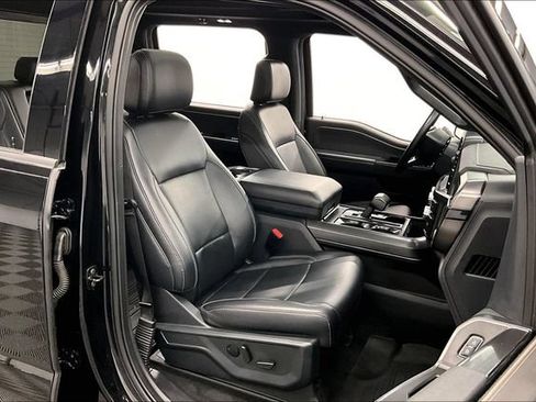 Used 2025 Ford F150 Lariat AWD/4WD image 8