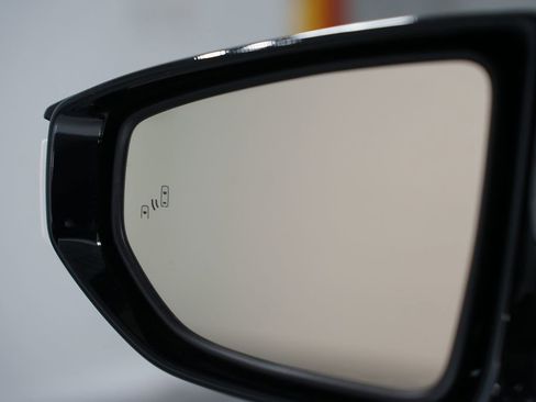 Used 2024 Lexus ES 350 Ultra Luxury w/ Accessory Package (Z2) image 28