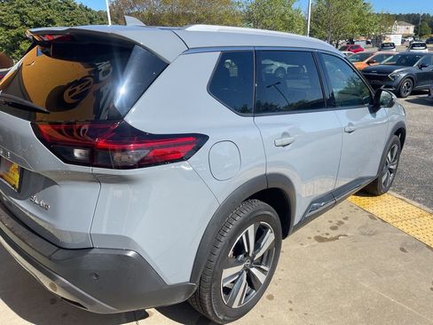 Used 2023 Nissan Rogue SL AWD/4WD image 4