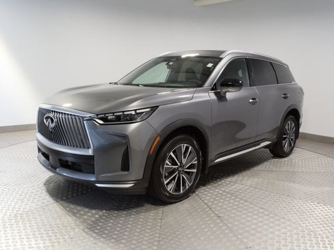 Certified 2026 INFINITI QX60 Luxe w/ Family Package AWD/4WD image 10