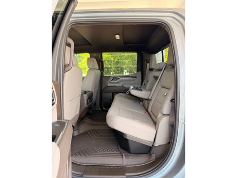 New 2026 Chevrolet Silverado 1500 LT Trail Boss w/ LT Trail Boss Premium Package AWD/4WD image 18