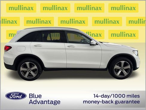 Used 2022 Mercedes-Benz GLC 300 4MATIC image 2