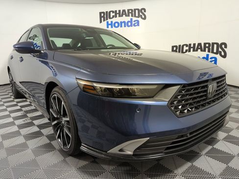 New 2026 Honda Accord Touring image 7