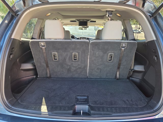 Used 2018 Honda Pilot Elite image 17