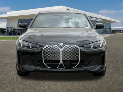 New 2026 BMW i4 eDrive40 w/ Driving Assistance Package RWD image 3