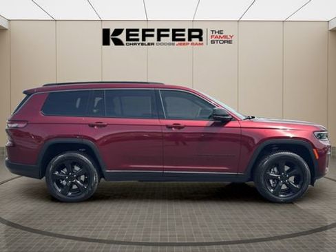 New 2026 Jeep Grand Cherokee L Limited w/ Limited Altitude Package image 6