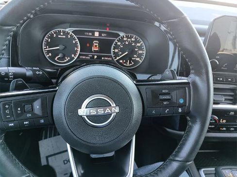 Certified 2024 Nissan Pathfinder SL w/ SL Premium Package image 21