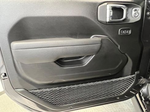 New 2026 Jeep Gladiator Mojave w/ Safety Group image 27