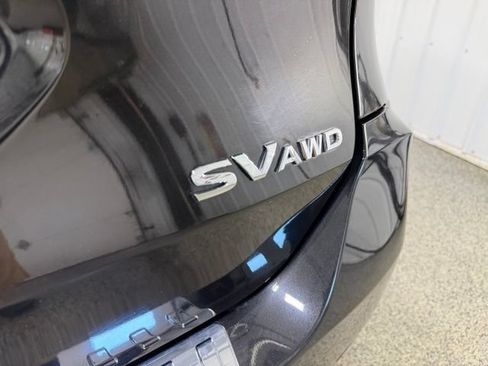 Used 2018 Nissan Rogue SV w/ Sun & Sound Touring Package AWD/4WD image 32