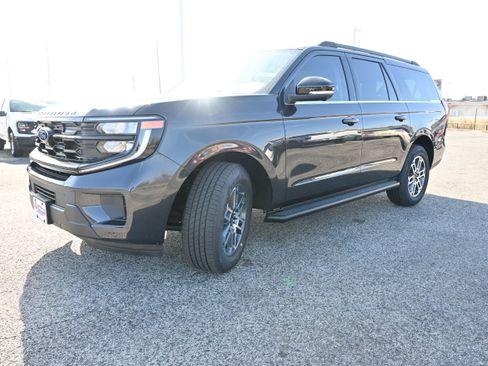 New 2026 Ford Expedition Max Active image 10